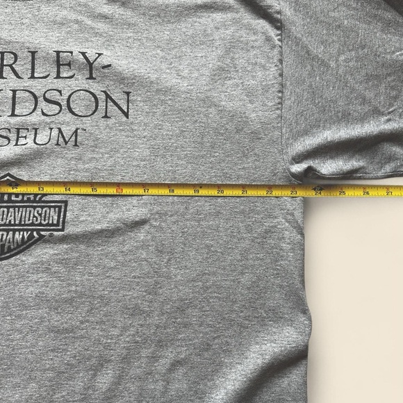 2000s Harley Davidson Museum Milwaukee, WI Long Sleeve Tee - Picture 5 of 6